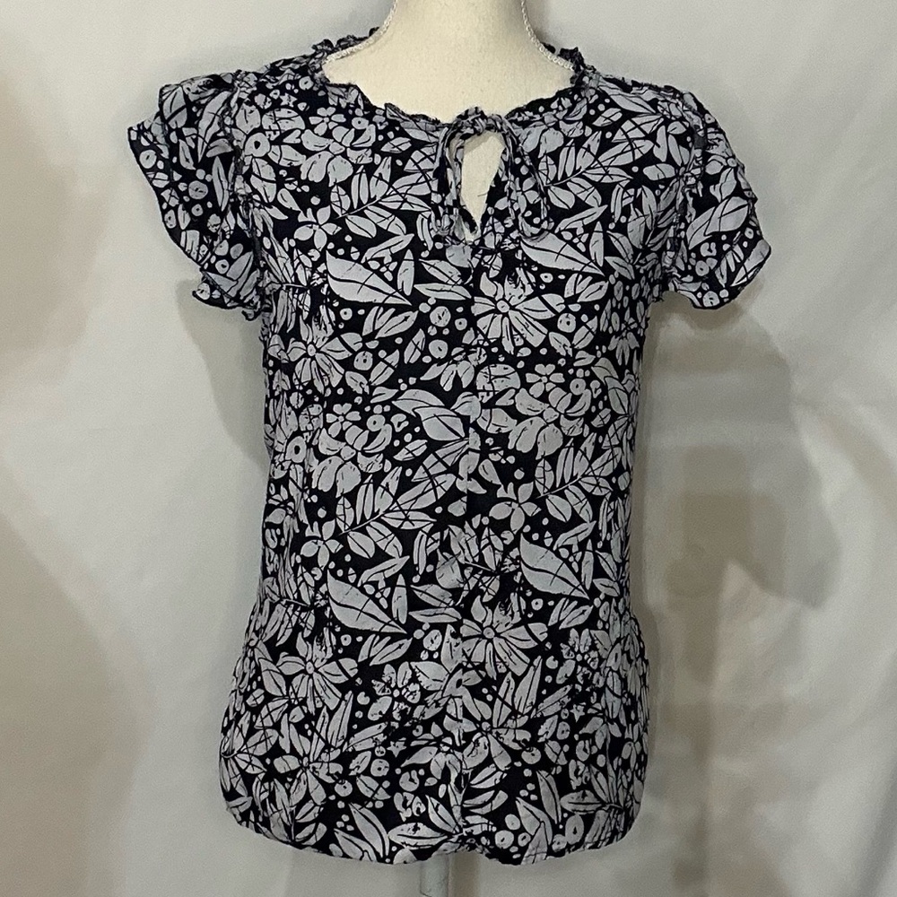 Blouses/flannels/button downs-2 for $20 or 3 for $30 (Mix & Match)
